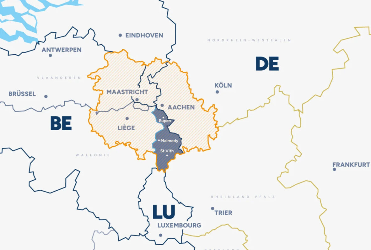 Karte der Grenzregion zwischen Deutschland, Belgien und Luxemburg, mit hervorgehobenen Städten Aachen, Maastricht und Lüttich sowie der Deutschsprachigen Gemeinschaft in Belgien (Eupen, Malmedy, St. Vith).