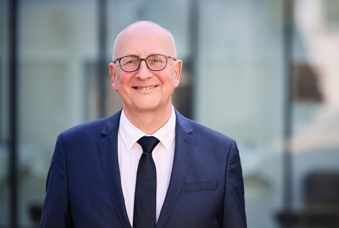 Volker Klinges lächelt in die Kamera